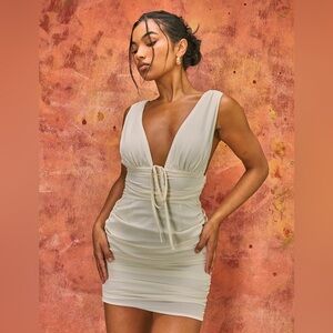 Pretty Little Thing - Size 10- Brand New